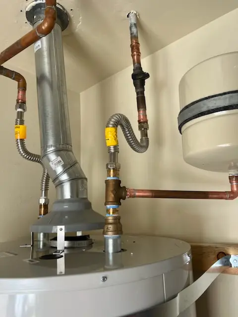 Water heater installation and plumbing repair in Fernbrook Park